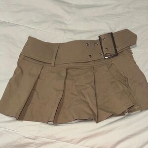 AKIRA Taupe Pleated Mini Skirt with Wide Belt
